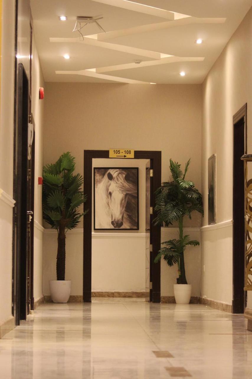 Open Hotel Riaad Buitenkant foto