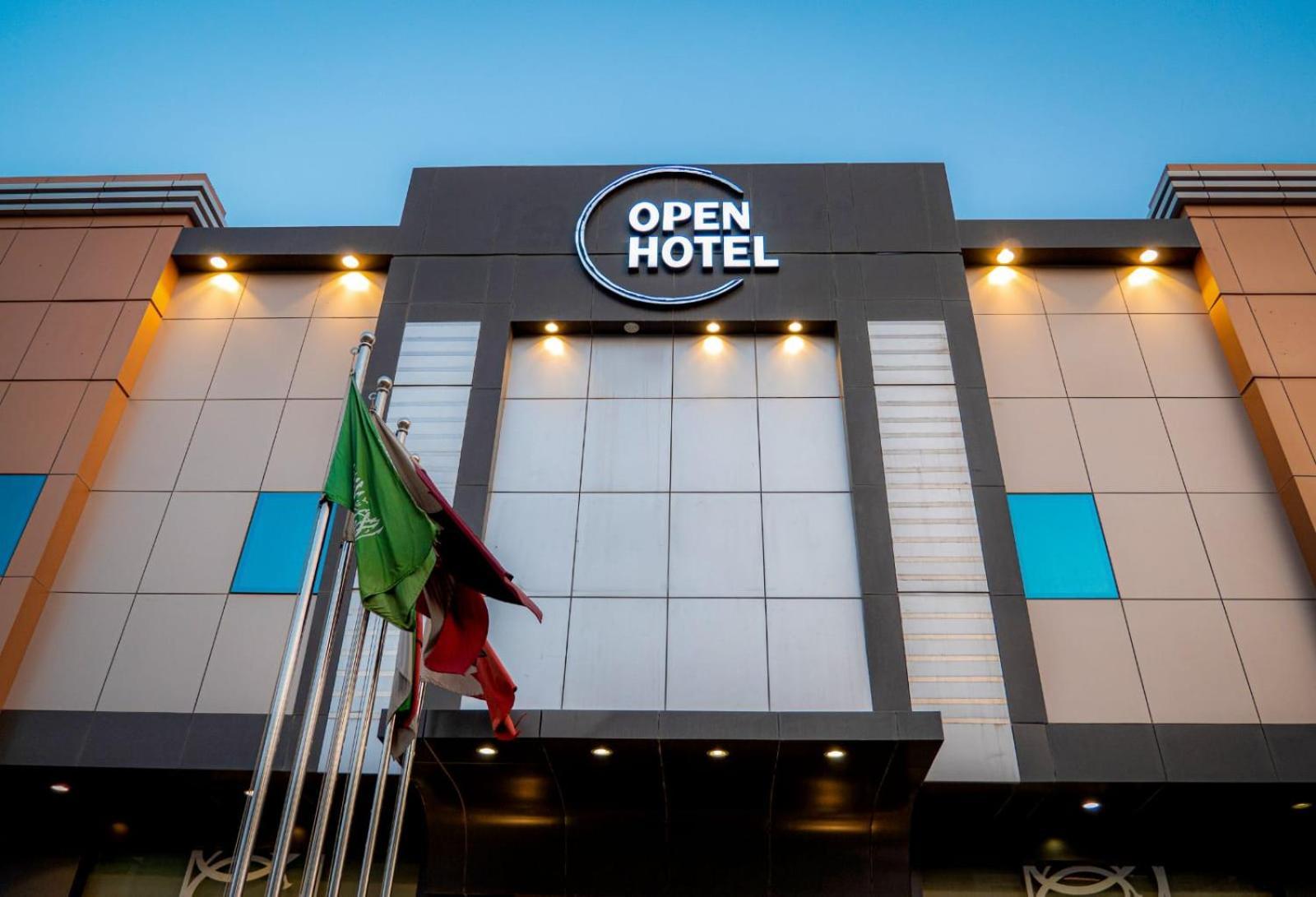 Open Hotel Riaad Buitenkant foto